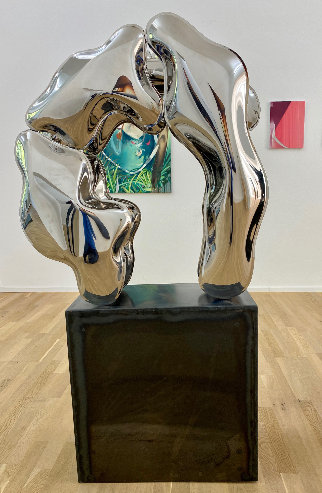 Model Dynastie I - Edelstahl, poliert - 2019 - 80 x 90 x 35 cm 